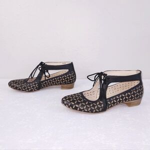 Django & Juliette Eldon Lace-Up Cut-Out Leather Flats